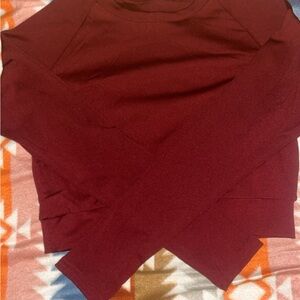 Yoga Long Sleeved Crop